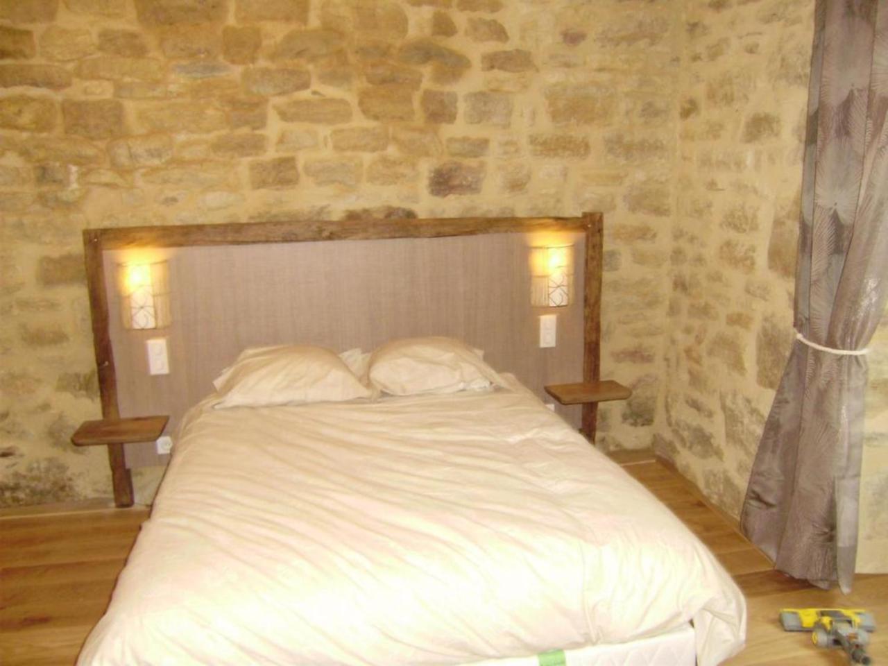 Gite Du Travers Sebrazac Kamer foto